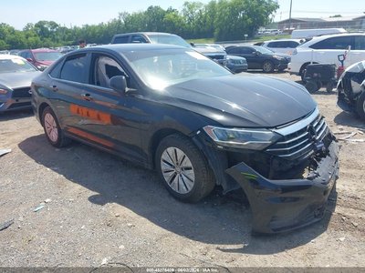 3VWCB7BU8KM****** 2019 Volkswagen Jetta