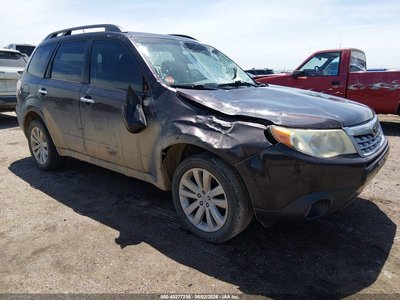 JF2SHAEC8DH****** 2013 Subaru Forester