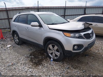 5XYKU3A64DG****** 2013 Kia Sorento