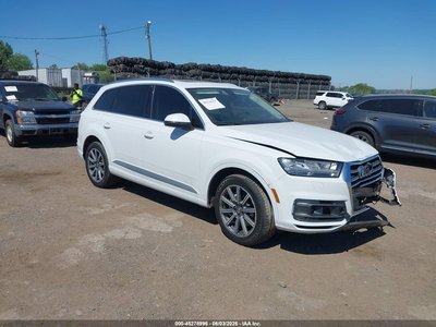 WA1VAAF75JD****** 2018 Audi Q7