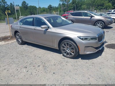 WBA7T4C02MC****** 2021 BMW 740i