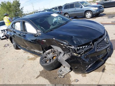 19UUB3F67KA****** 2019 Acura TLX