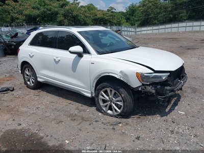 WA1DECF30N1****** 2022 Audi Q3