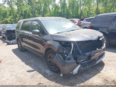 KNDNB5K3XS6****** 2025 Kia Carnival