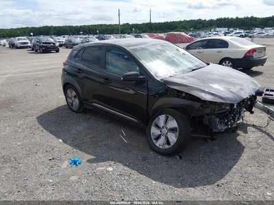 KM8K33AG4MU****** 2021 Hyundai Kona Electric