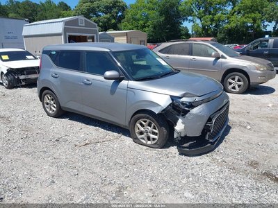 KNDJ23AU3P7****** 2023 Kia Soul