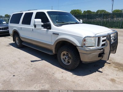 1FMSU45PX5E****** 2005 Ford Excursion