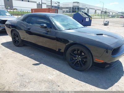 2C3CDZBT3GH****** 2016 Dodge Challenger