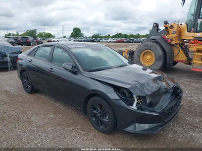 5NPLM4AG9NH****** 2022 Hyundai Elantra