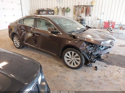 1G4GB5G33GF****** 2016 Buick LaCrosse