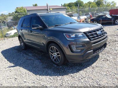 1FM5K8GT5HG****** 2017 Ford Explorer