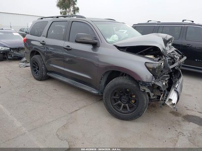 5TDKY5G16ES****** 2014 Toyota Sequoia