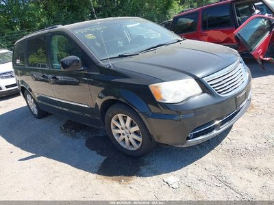 2C4RC1BGXDR****** 2013 Chrysler Town & Country