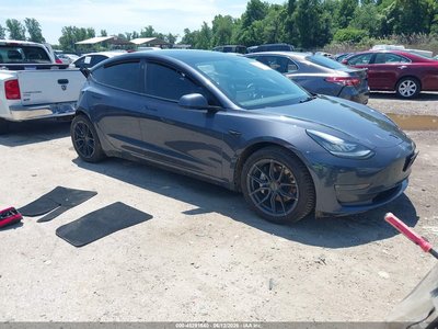 5YJ3E1EBXNF****** 2022 Tesla Model 3
