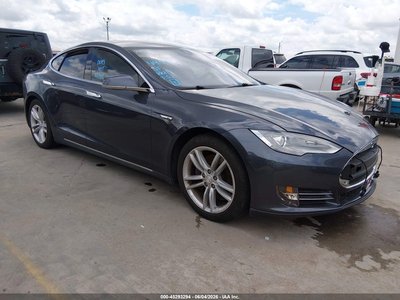 5YJSA1H18EF****** 2014 Tesla Model S