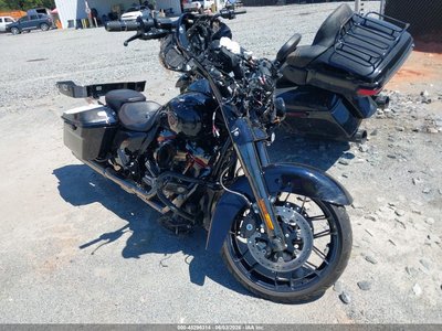 2022 Harley-Davidson CVO Street Glide