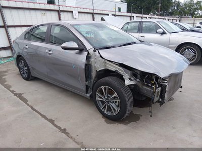 3KPF24AD7RE****** 2024 Kia Forte