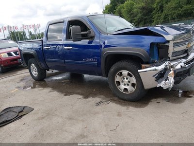 3GCPKSE78DG****** 2013 Chevrolet Silverado 1500