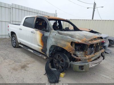5TFEM5F12FX****** 2015 Toyota Tundra