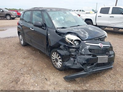 ZFBCFAAH8HZ****** 2017 Fiat 500L