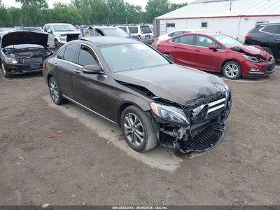 55SWF4KB8GU****** 2016 Mercedes-Benz C 300