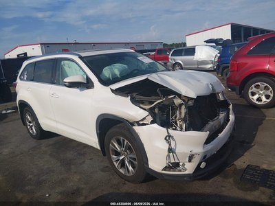 2016 Toyota Highlander