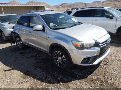 JA4AR3AW1JU****** 2018 Mitsubishi Outlander