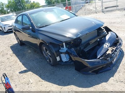 KMHLM4DG5SU****** 2025 Hyundai Elantra
