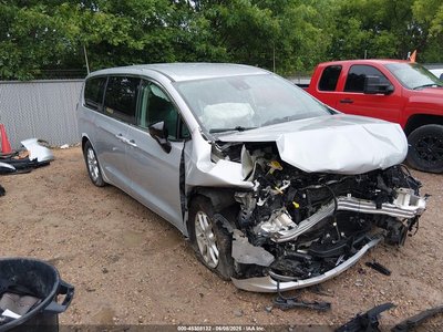 2C4RC1BG8RR****** 2024 Chrysler Pacifica