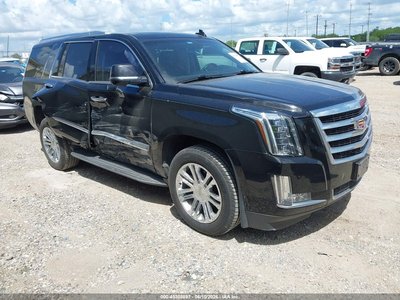 1GYS3AKJ0JR****** 2018 Cadillac Escalade