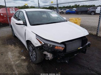 3KPF24AD7NE****** 2022 Kia Forte