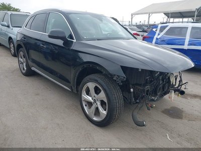 WA1BAAFY8M2****** 2021 Audi Q5