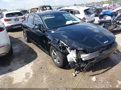 5XXG14J28NG****** 2022 Kia K5