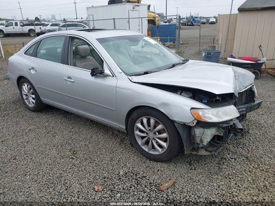 KMHFC46F46A****** 2006 Hyundai Azera