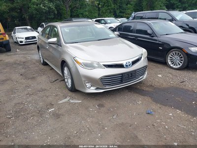 2014 Toyota Avalon Hybrid