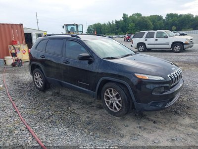 1C4PJLAB1GW****** 2016 Jeep Cherokee