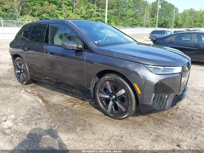 WB523CF04SC****** 2025 BMW IX