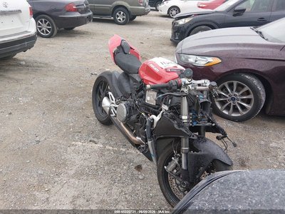 ZDMHAATWXRB****** 2024 Ducati Superbike