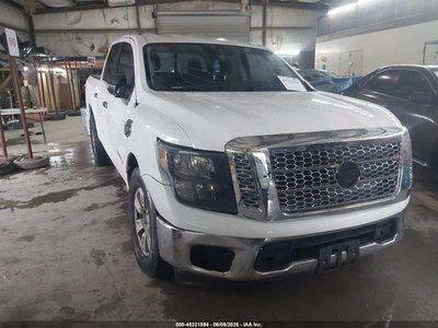 1N6AA1EK0HN****** 2017 Nissan Titan
