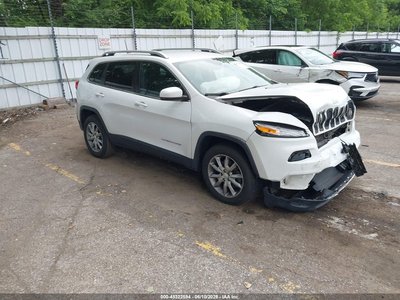 1C4PJMDX7JD****** 2018 Jeep Cherokee
