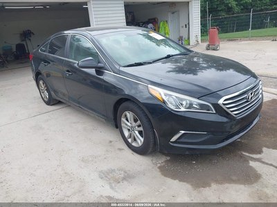 5NPE24AF4HH****** 2017 Hyundai Sonata