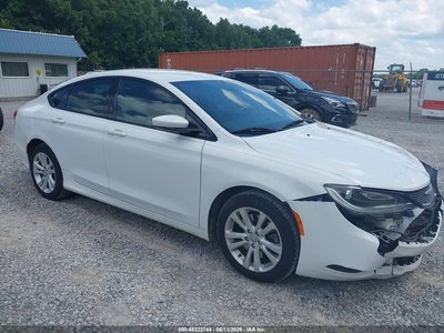 1C3CCCBG8GN****** 2016 Chrysler 200