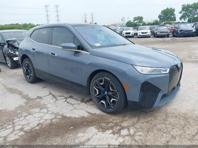 WB523CF00RC****** 2024 BMW IX