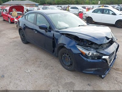 3MZBN1U74JM****** 2018 Mazda 3