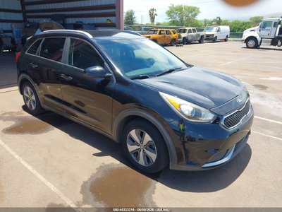 KNDCB3LC6J5****** 2018 Kia Niro