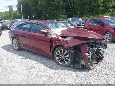 1C3CCCBB1FN****** 2015 Chrysler 200