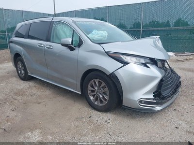 5TDYRKEC2PS****** 2023 Toyota Sienna