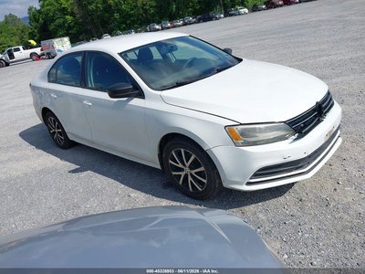 3VWD67AJXGM****** 2016 Volkswagen Jetta