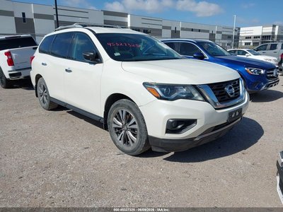 2017 Nissan Pathfinder
