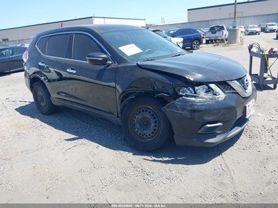 KNMAT2MT6FP****** 2015 Nissan Rogue